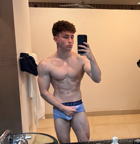 Halfnatyy best actress photo