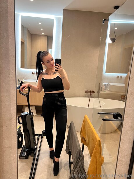 Emilyvibes perfect star gallery