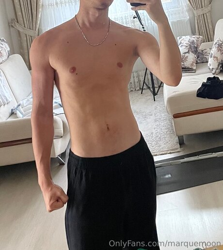 Marquemoon exclusive star photos