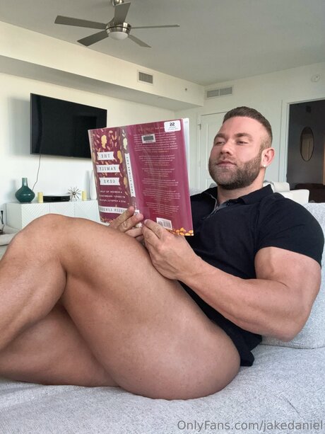 Jakedaniel nude model gallery