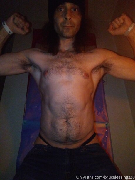 Bruceleesings30 exclusive pornstar gallery