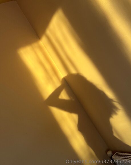 U373286278 model naked pic