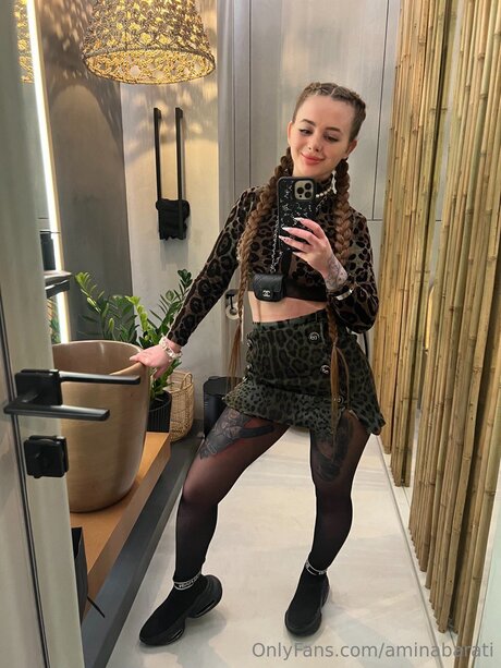 Yummyamina porn star photos