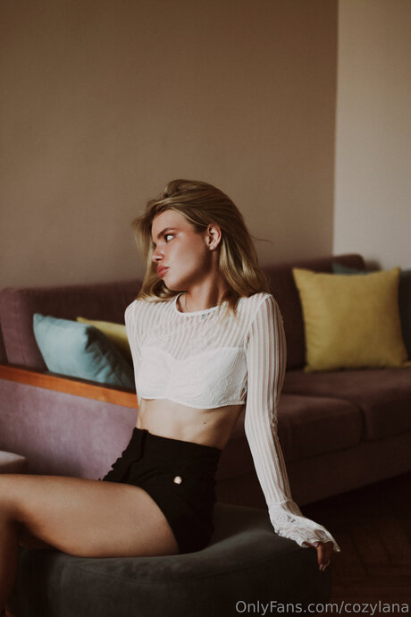 Cozylana nudes star images