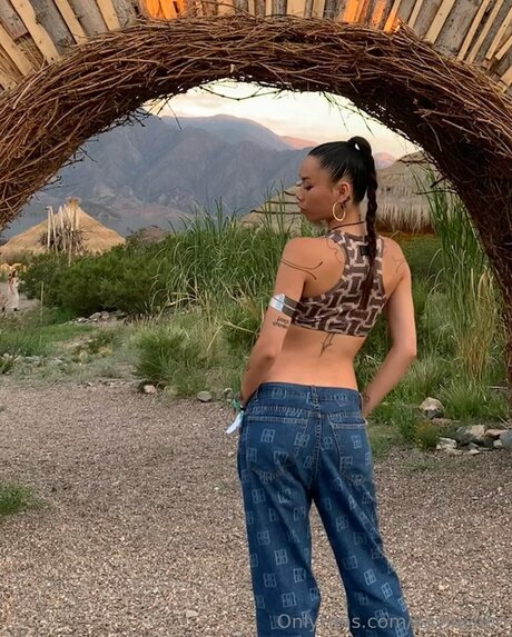 Kaylachen model pretty img