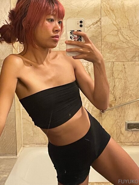 Fuyuko Tokyo exclusive star pictures