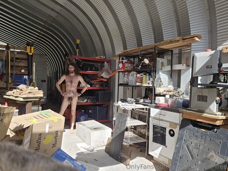 Avidaardvark Free nudes star photo