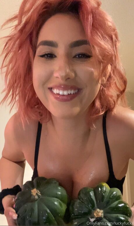 thick ass onlyfans sexy image