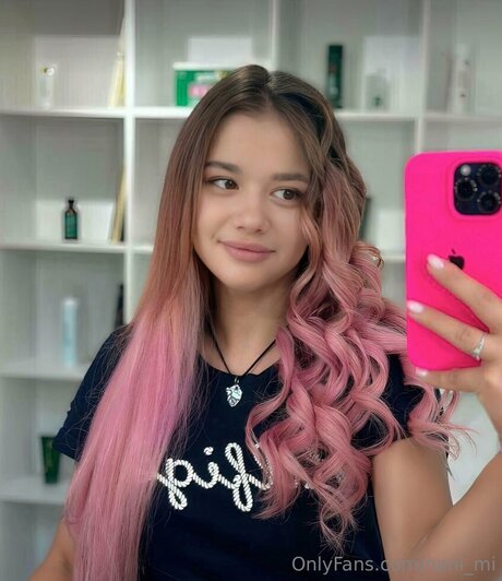 Nani Mi free model image