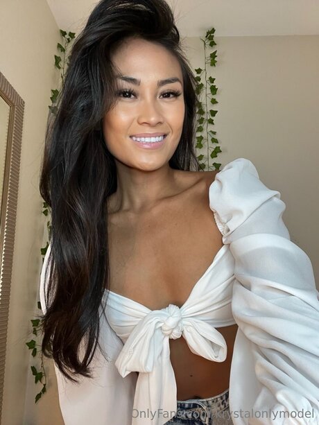 Krystalonlymodel sexy model picture