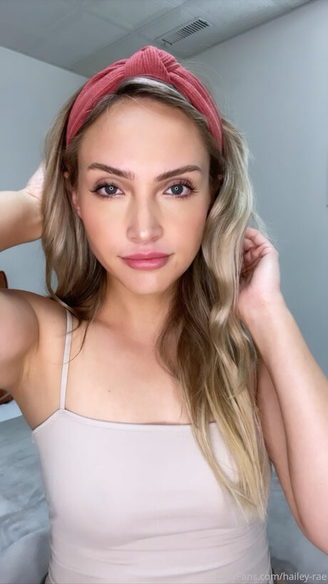 Hailey Rae hd star image
