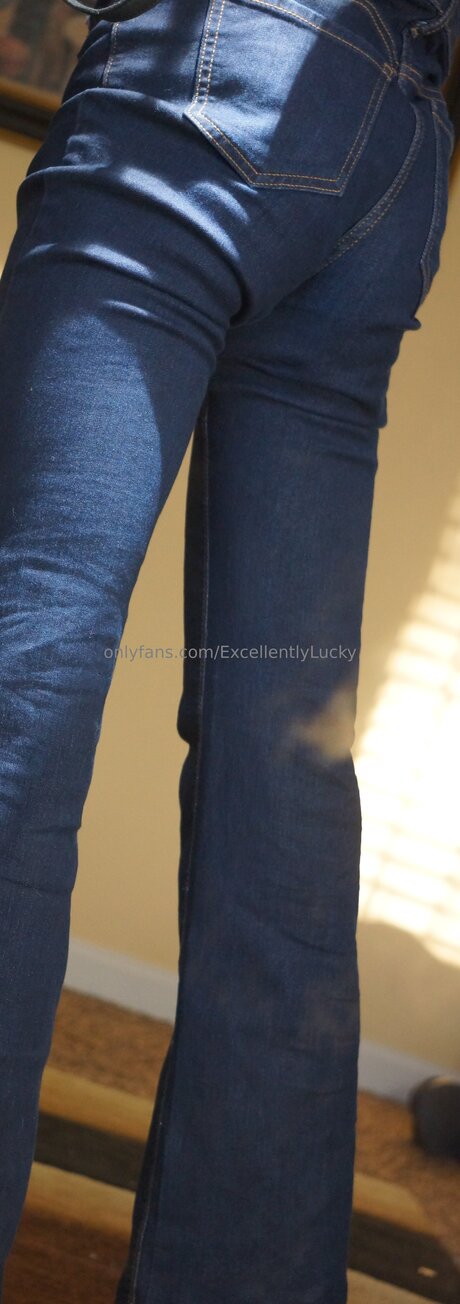 Excellentlylucky hd model gallery