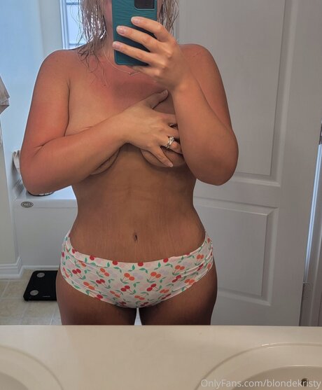 Blondekristy star top galleries