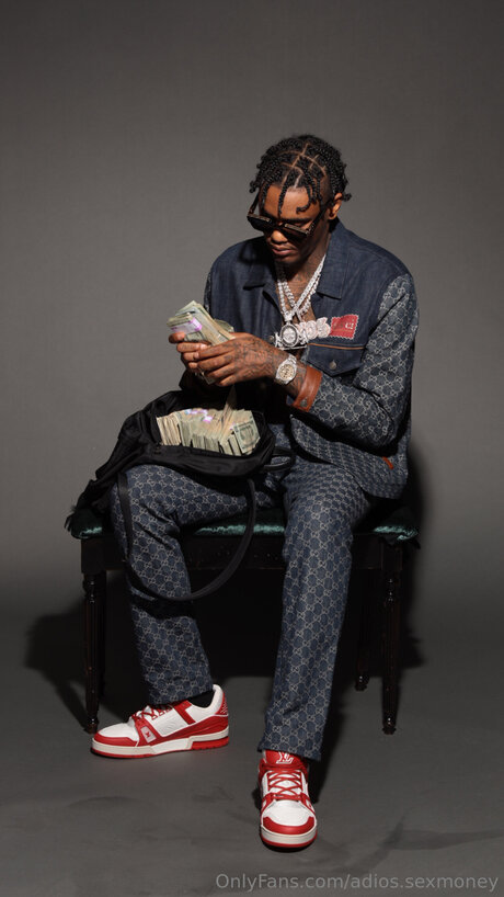 Adios Sexmoney model pretty picture