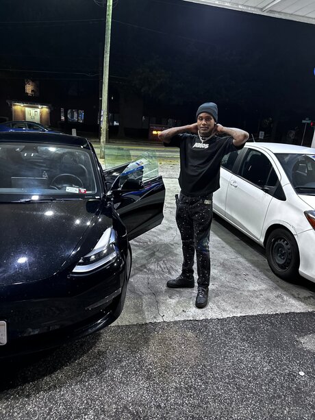 Adios Sexmoney sexy actress galleries