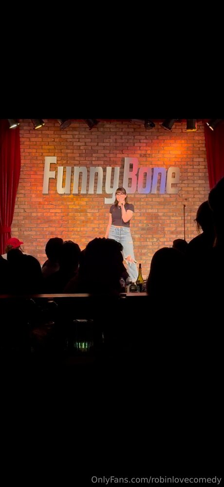 Robinlovecomedy sexy pornstar image