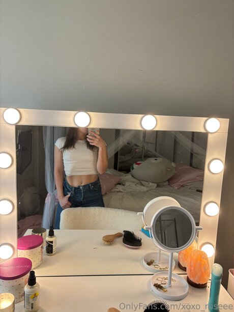 Xoxo Roseee model archive