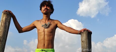 Aleguate69 naked model images