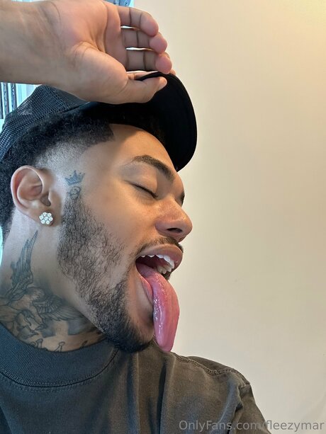 Omarlwc star top images