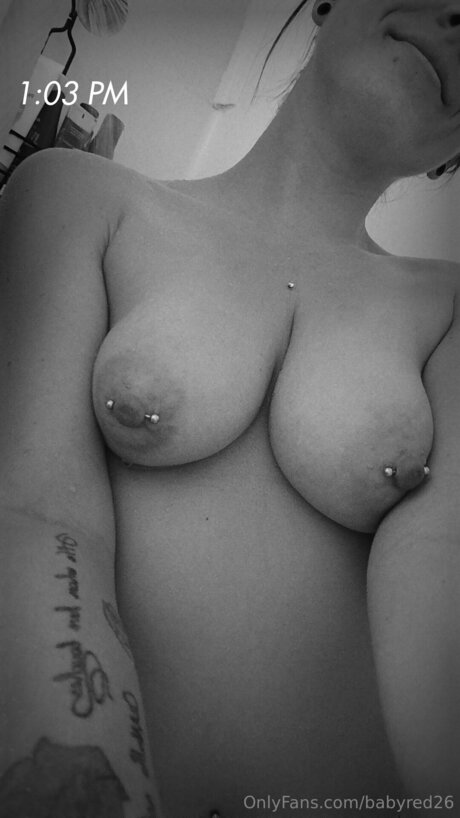 Babyred26 free pornstar img