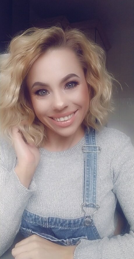 sex scene onlyfans pretty photo