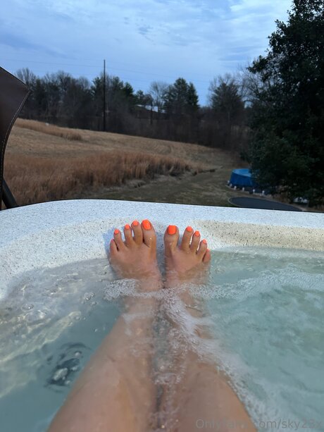 Sky23x erotic actress pictures