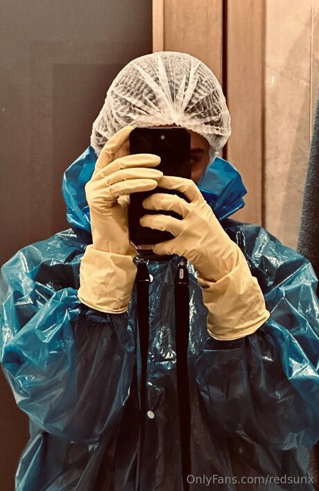 Redsunx nude model image