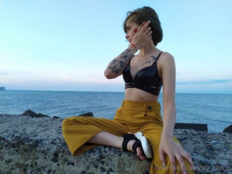 Redsunx pornstar erotic images