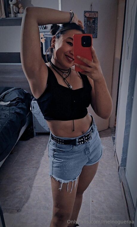 Melnogueraa nice model image