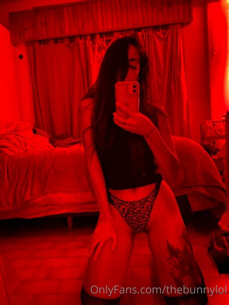 Sexybunnylola model sex pictures