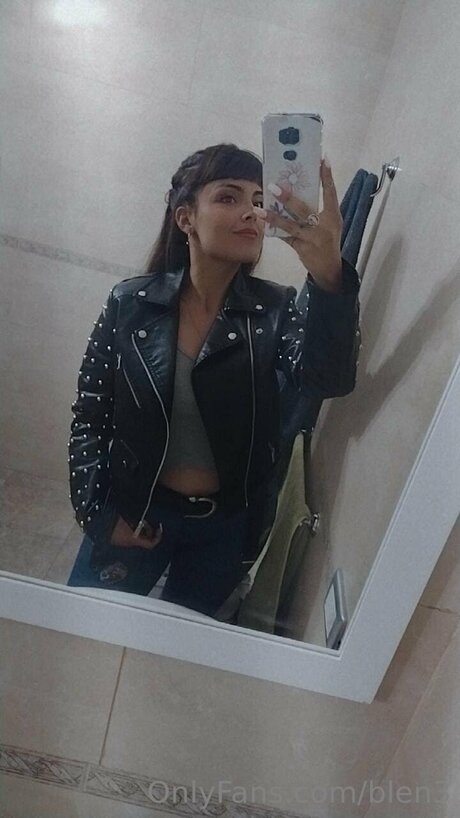 Blen3 star hot photo