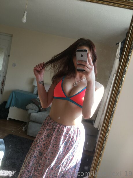 Little Lexi 19 star perfect images