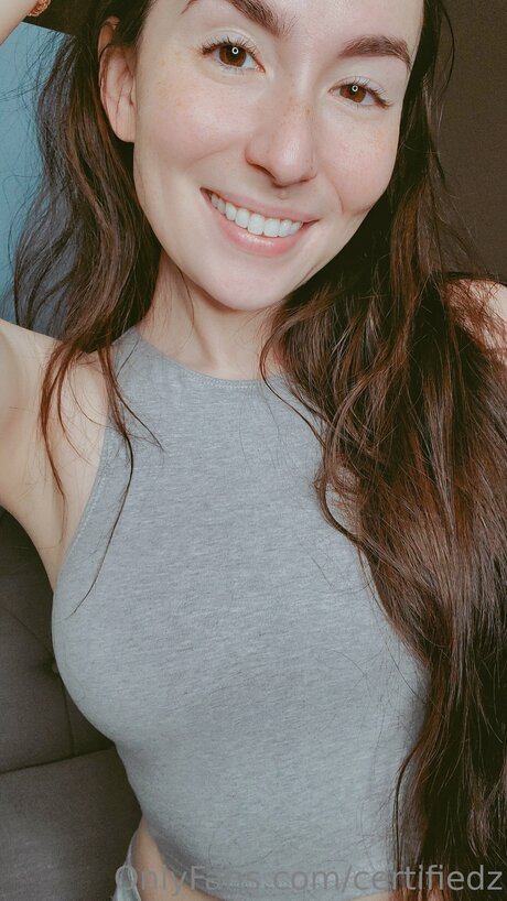 Certifiedz naked model photo