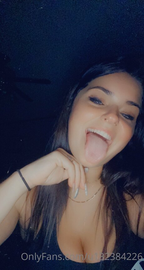 U132384226 star hd image