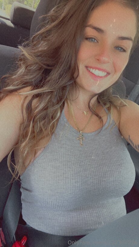 U132384226 star nude pics