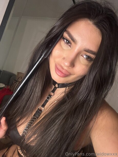 Widowxxx pornstar erotic images