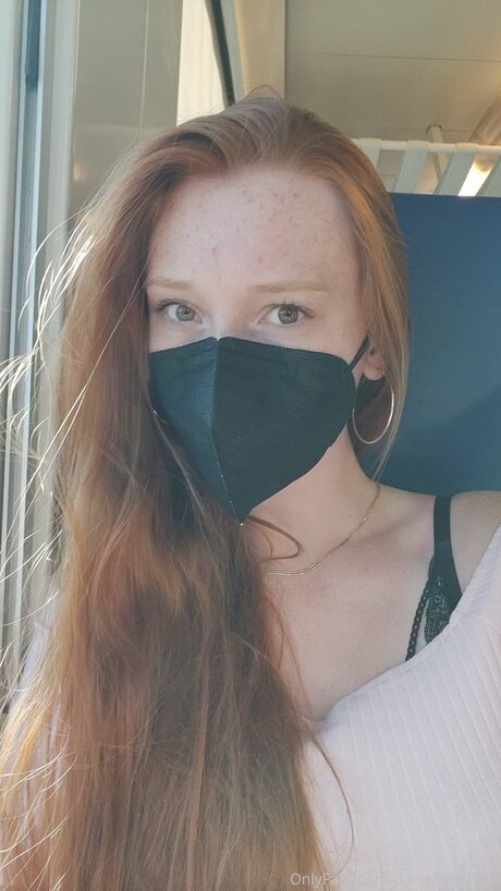 Daniella191198 art model img