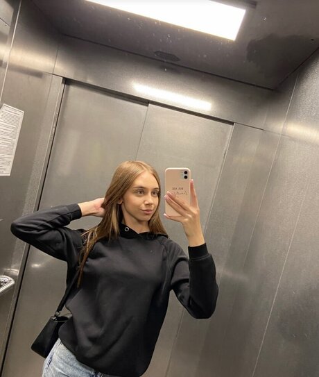 Staywithsilvia high quality actress images