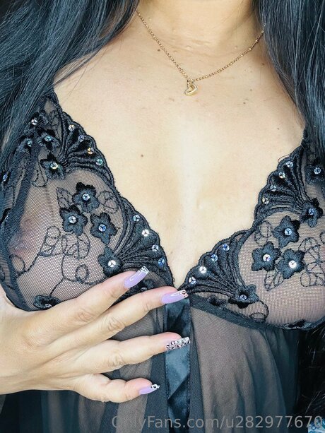 U282977670 exclusive actress archive