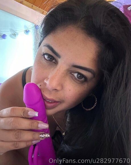 U282977670 star hot pictures