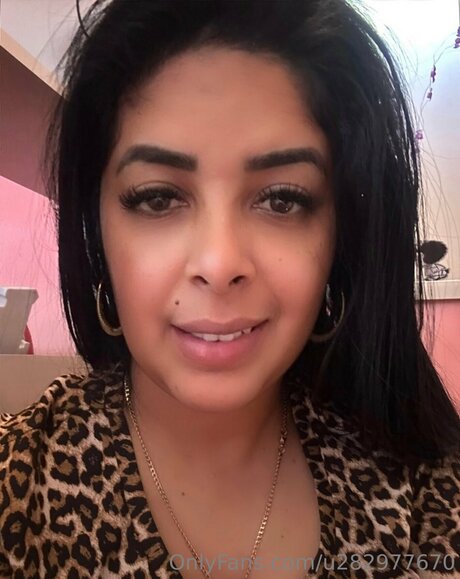 U282977670 erotic star image