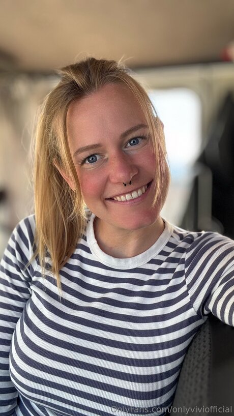 Onlyviviofficial high quality star archive