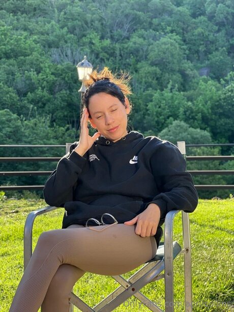 Aprilcollins model pictures