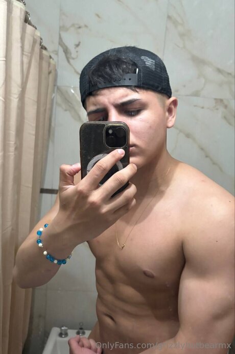 Grizzlyhotbearmx sex star pictures