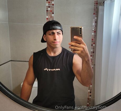 Grizzlyhotbearmx Profile Photo