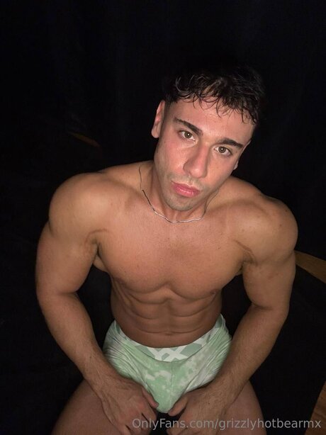 Grizzlyhotbearmx beautiful pornstar picture