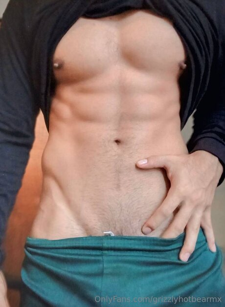 Grizzlyhotbearmx pretty model pics