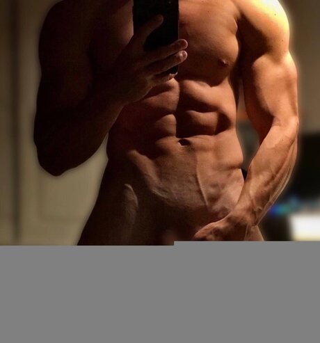 Grizzlyhotbearmx pornstar photo