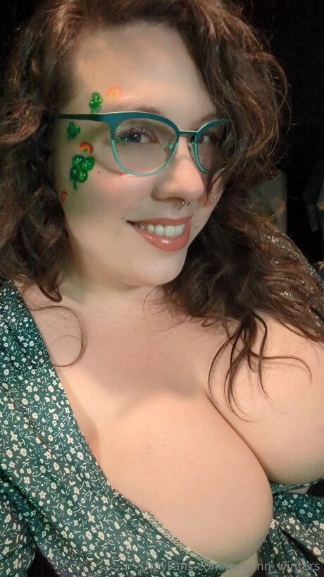 Autumn Winters erotic pornstar pics