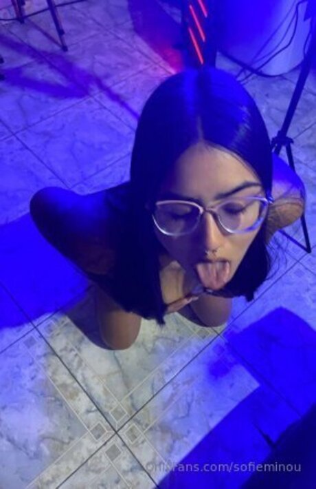 mommy onlyfans pornographic pics